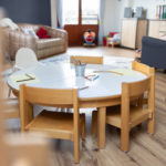 Ess- und Basteltisch